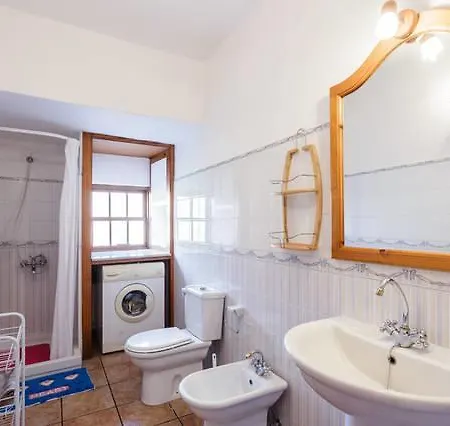 Casa Cruz Breña Baja